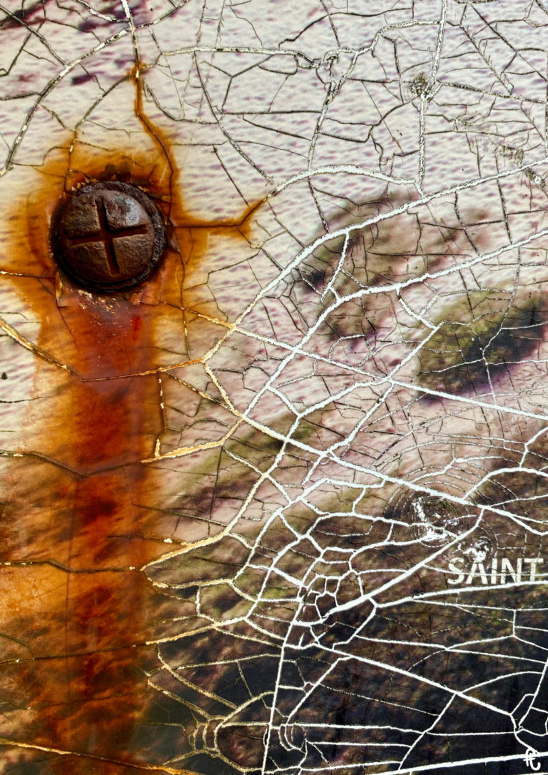 détail de panneau en décrépitude